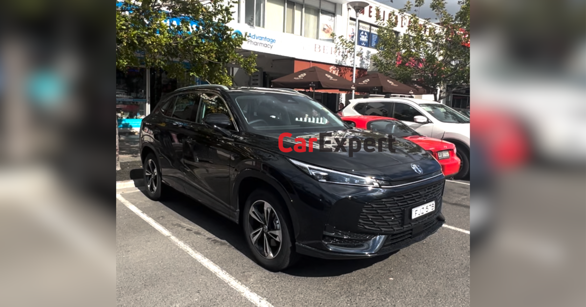 New 2025 MG HS SUV Spotted in Australia Ahead of Launch