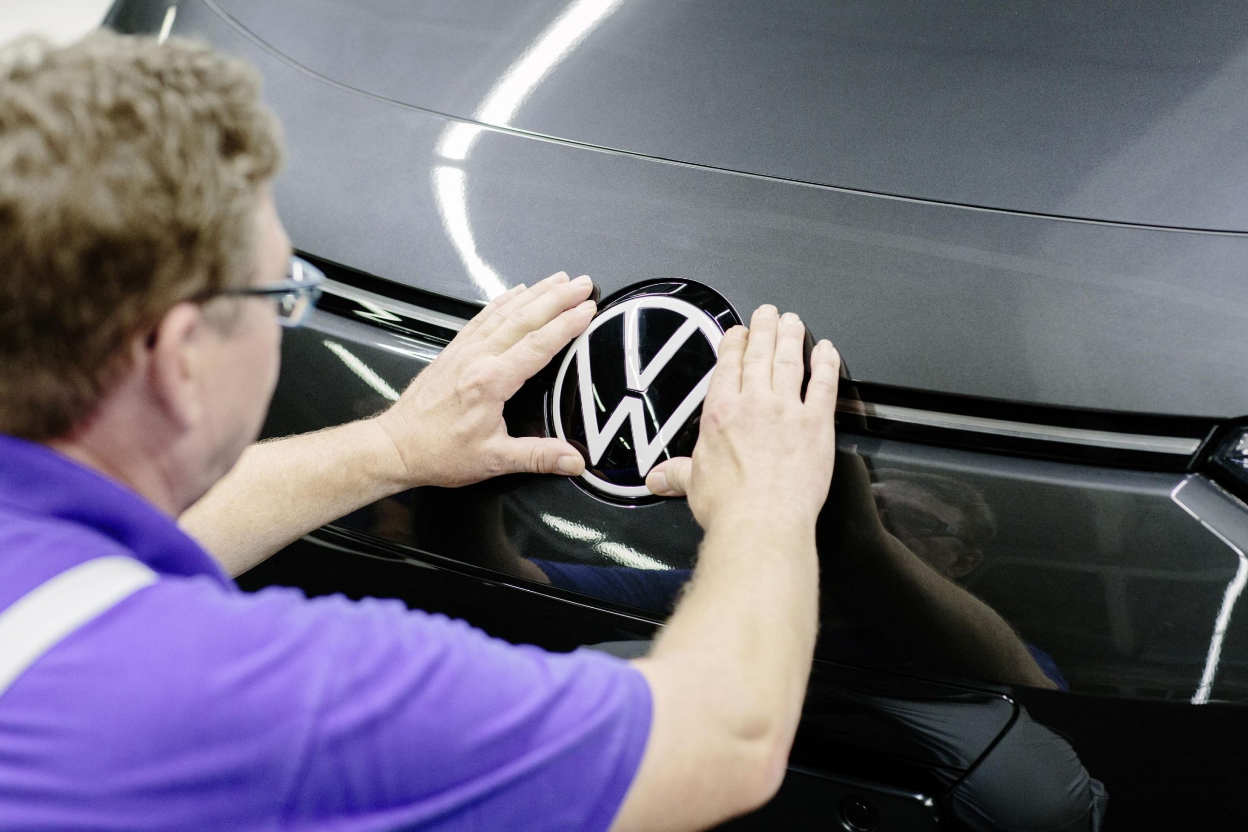 Volkswagen to Close Three Factories, Lay Off Thousands in Germany